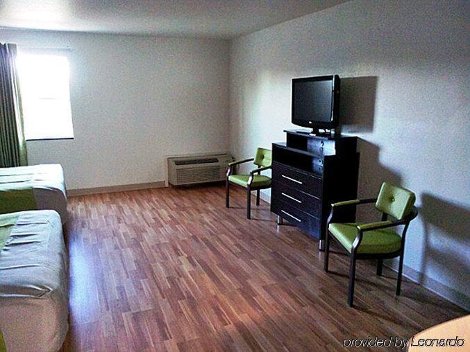 Studio 6-Orange, Tx Room photo